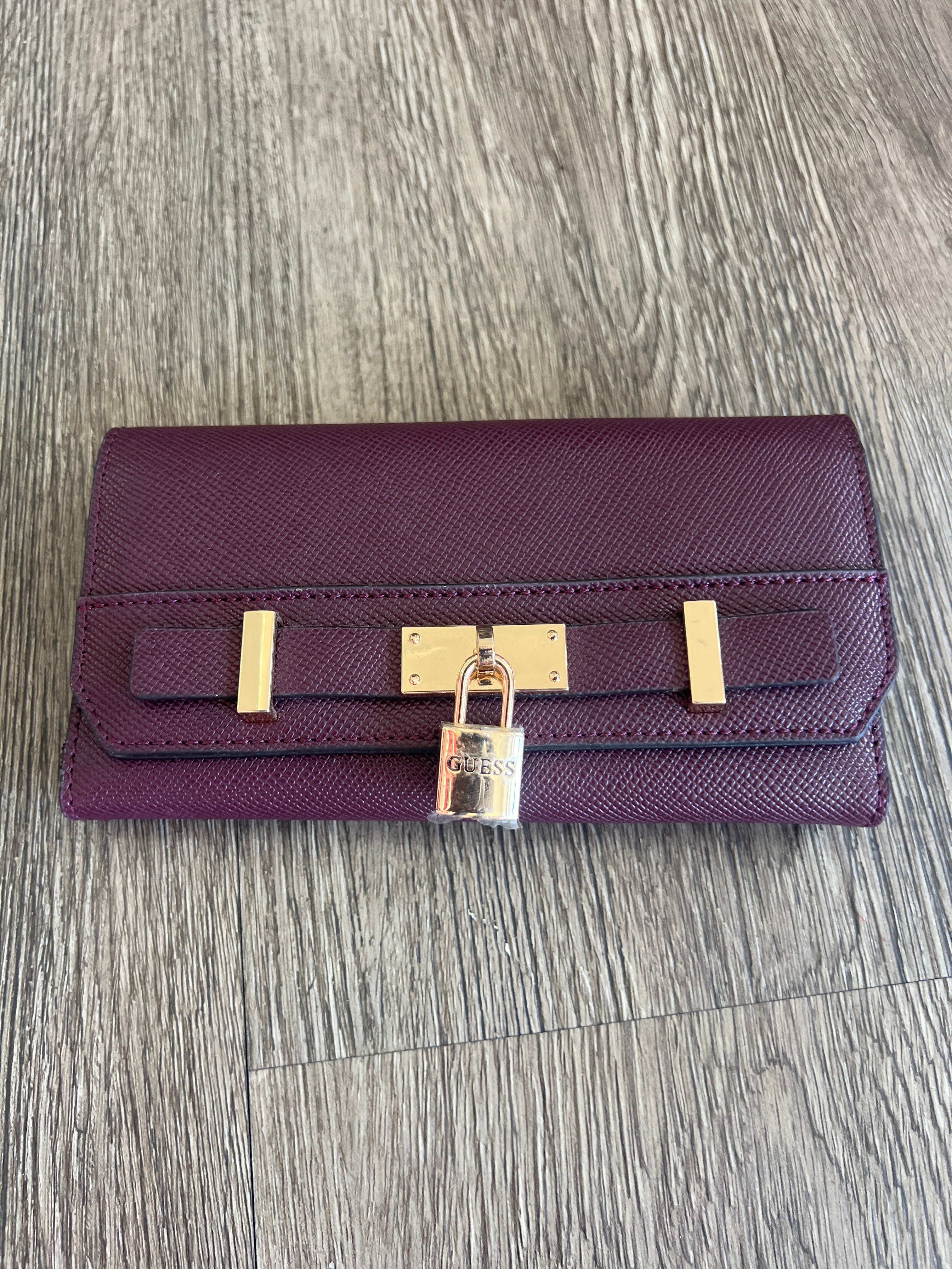 Guess purse
