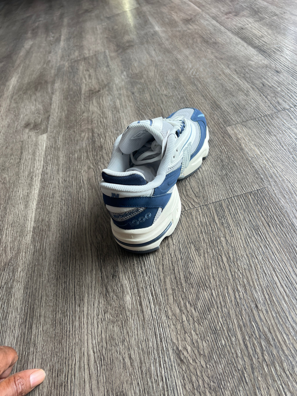 New Balance 1000