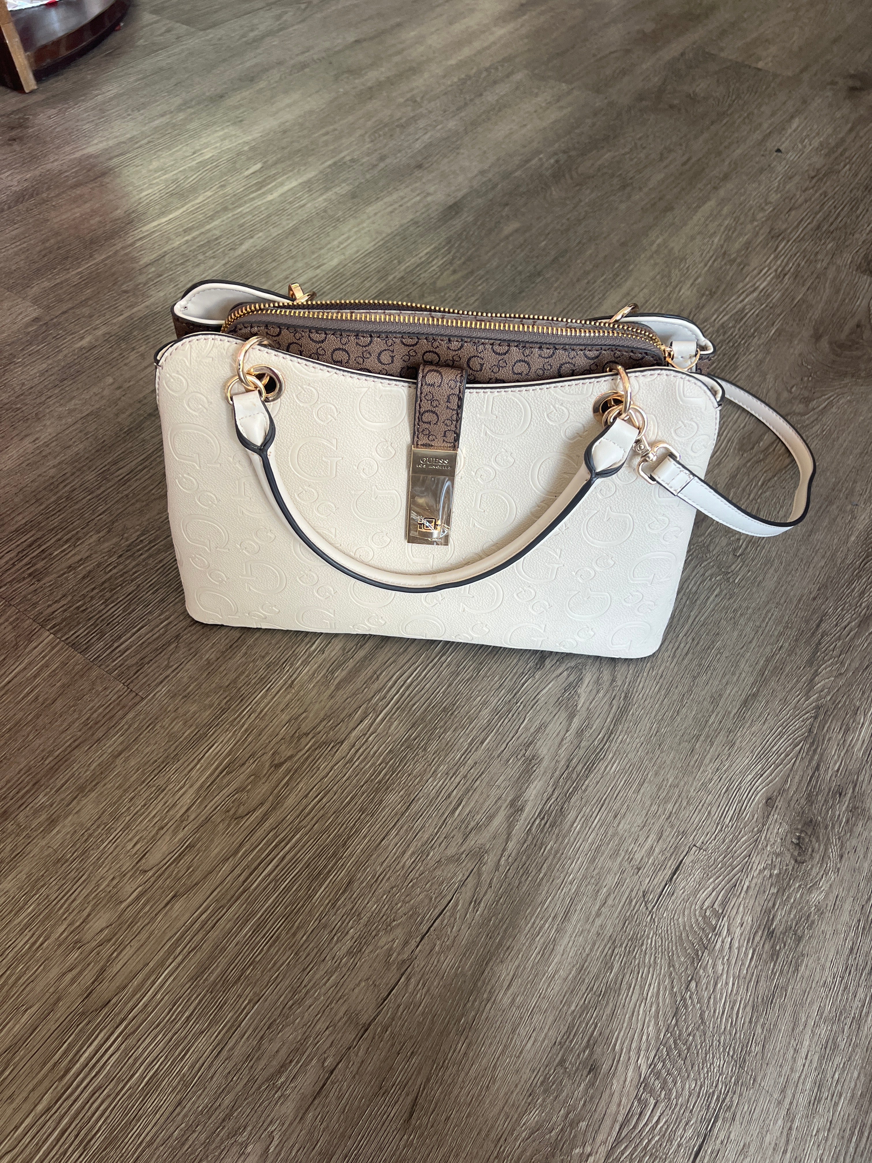 Guess bag