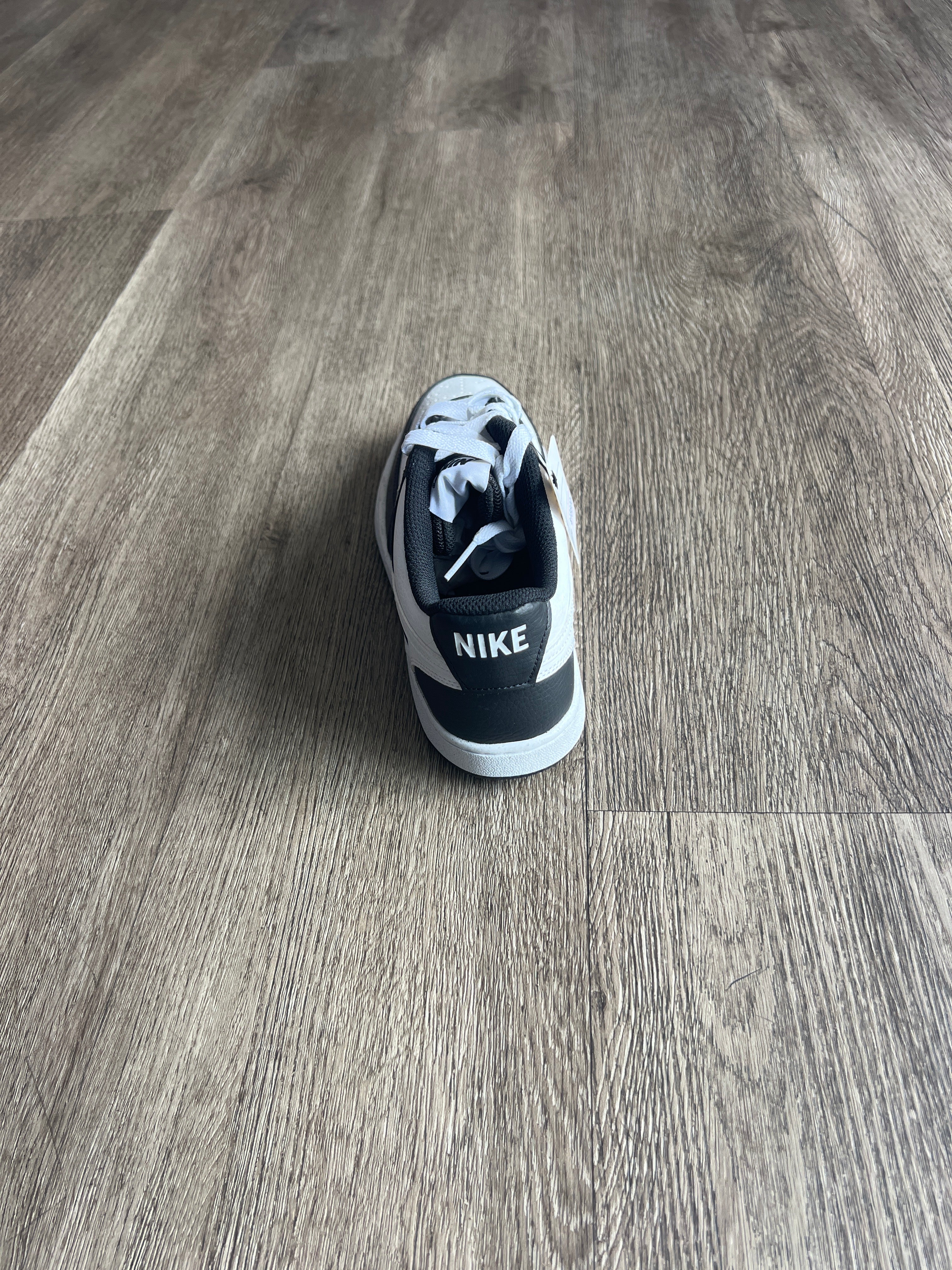 Nike Court Vision Lo